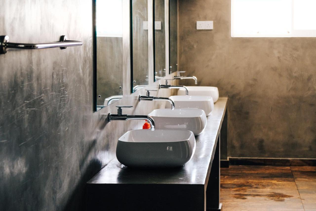 Island Hostels Mount Lavinia Dehiwala-Mount Lavinia Bagian luar foto